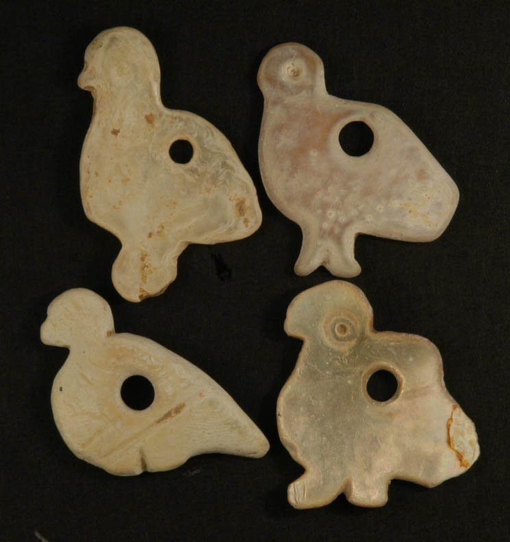 13_Byzantine_period_330-640_AD_Late_Roman-Byzantine_period.300-500_AD.Mother_of_pearl_bird_pendents..Up_left_-25.50mm-16.30mm_-_2.75mm..jpg (98.7 KB)