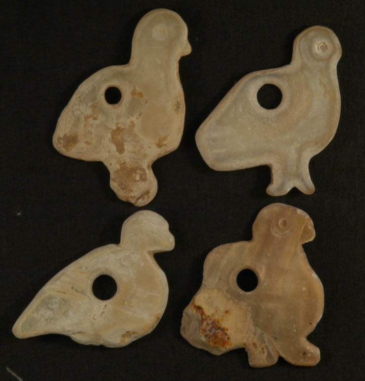 13_Byzantine_period_330-640_AD_Late_Roman-Byzantine_period.300-500_AD.Mother_of_pearl_bird_pendents..Up_left_-25.50mm-16.30mm_-_2.75mm._A.jpg (98.6 KB)