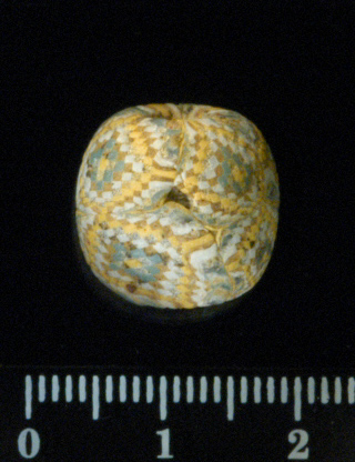 North_black_see_Roman_period_64_BC-330_AD_Egypto_Roman_Eastern_Mediterranean_1st_2nd_AD_Checkerboard_bead._Early_Roman_period_and_Later.8b.jpg (128.9 KB)