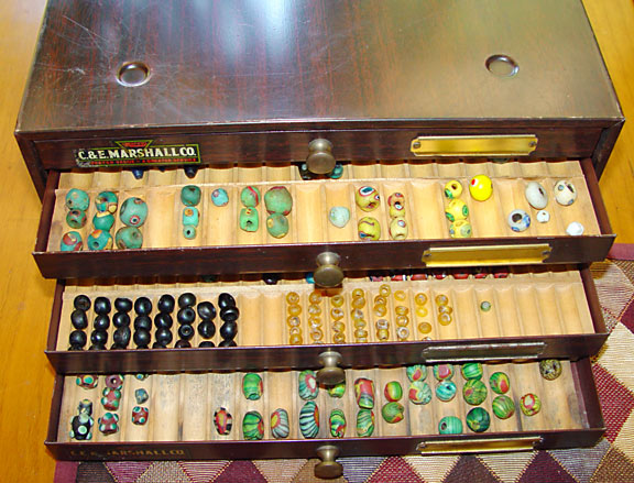 WATCH-MAKER-CABINET.jpg (88.0 KB)