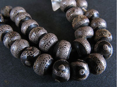 mauritania_beads.jpg (158.0 KB)